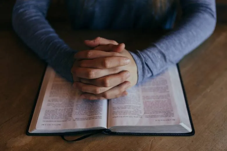 Zdjęcie Czy Stary Testament obowiązuje katolików? Poznaj oficjalne stanowisko Kościoła