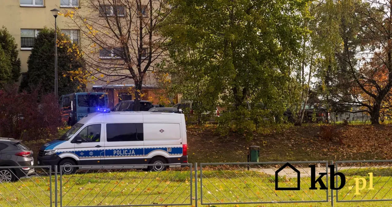Zdjęcie Czy policja ma prawo wejść do mieszkania bez nakazu w nagłych sytuacjach?