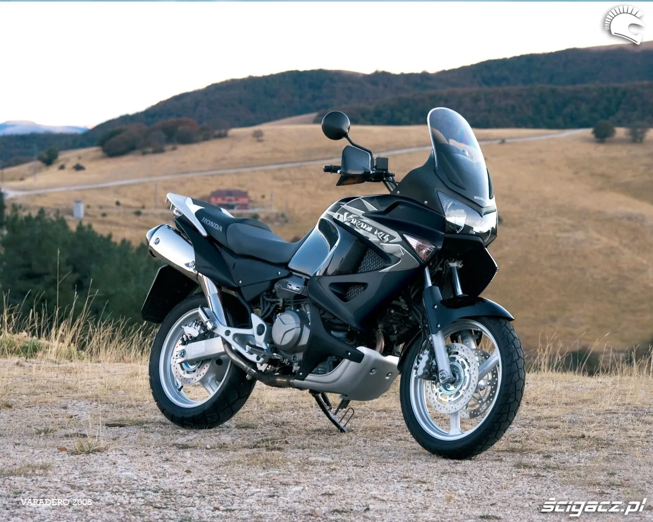 Zdjęcie Honda varadero 1000 od kiedy wtrysk paliwa i dlaczego to ważne