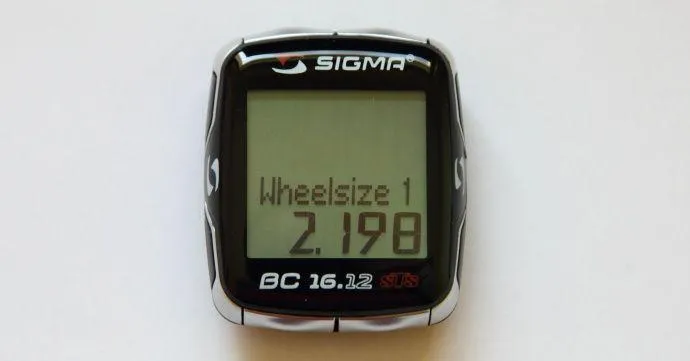Zdjęcie Jak ustawić licznik rowerowy bezprzewodowy - proste kroki bez błędów