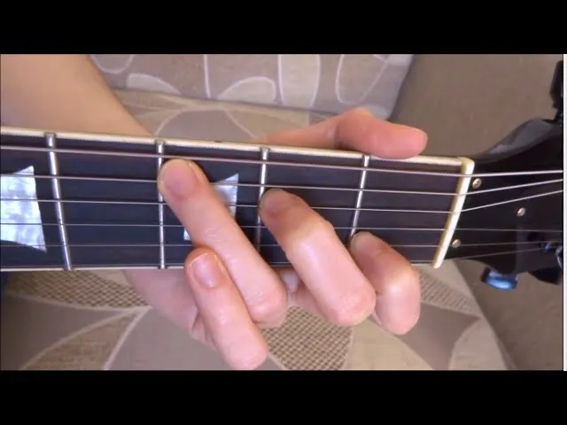 Zdjęcie Zabierzcie mi gitarę chwyty - łatwe akordy dla początkujących
