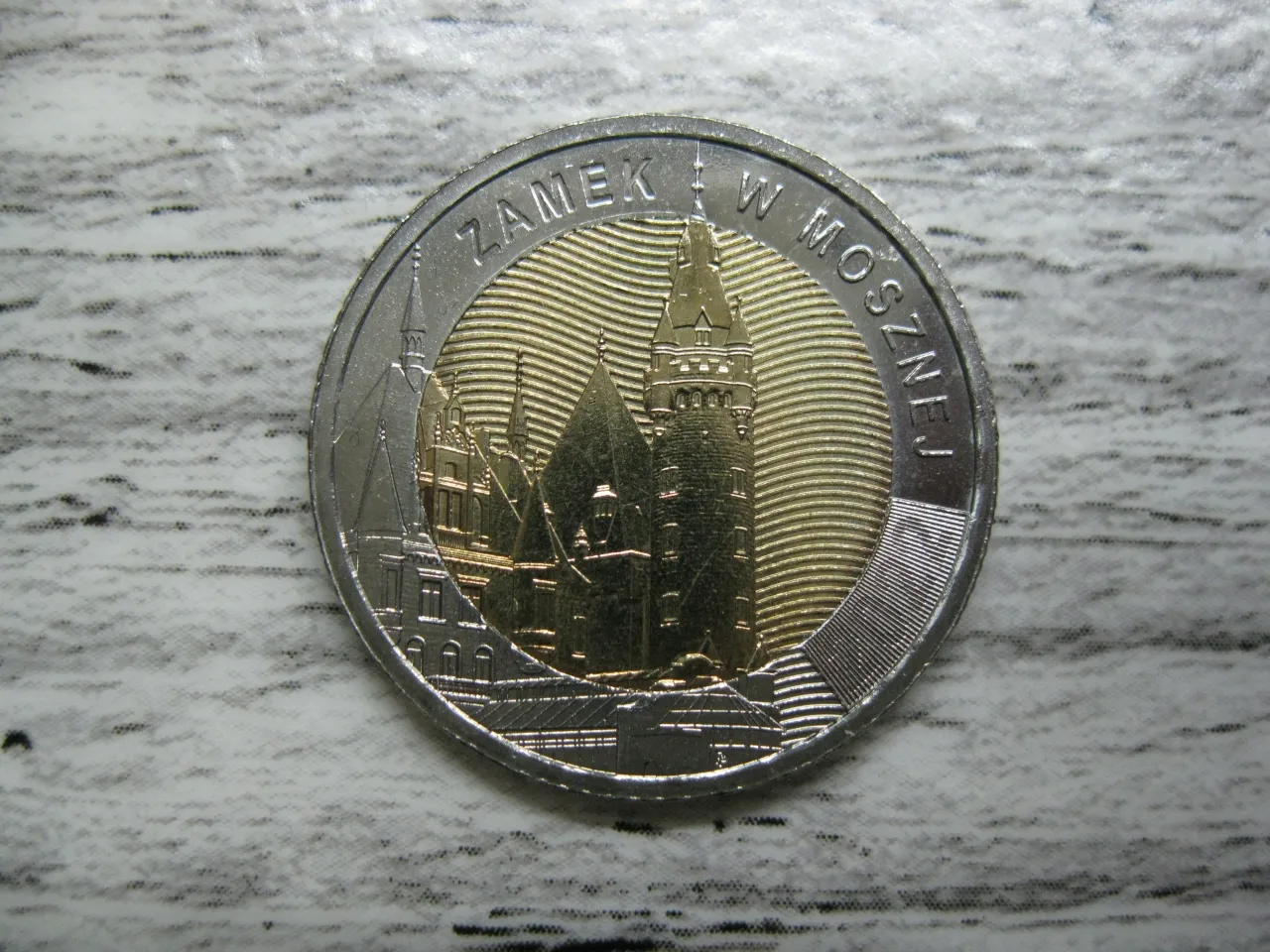 Zdjęcie 5 zł zamek w Mosznej - poznaj szczegóły i wartość tej monety