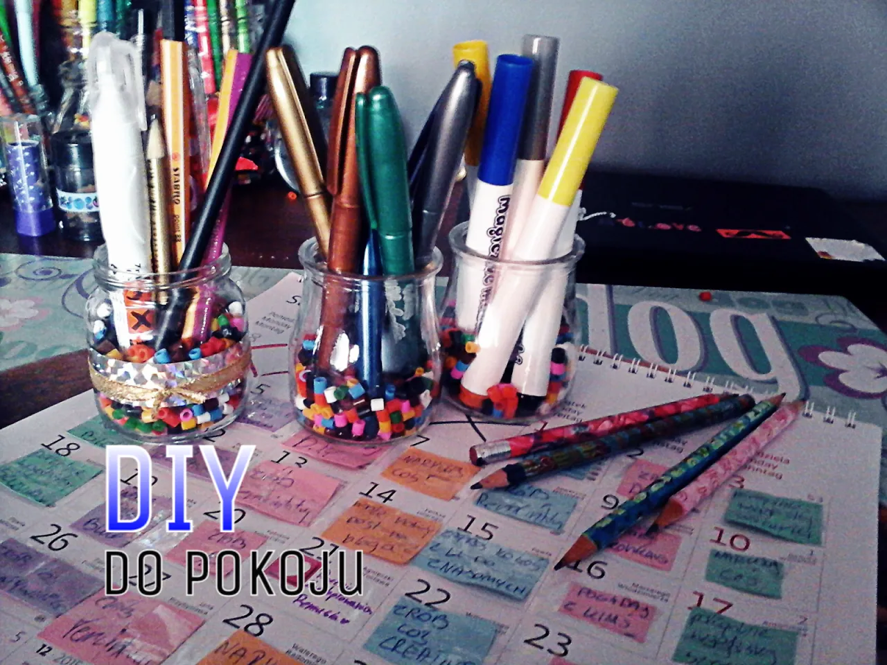 Zdjęcie Jak zrobić ozdoby do pokoju tanio i kreatywnie – proste pomysły DIY