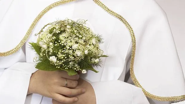 Zdjęcie Jakie życzenia na komunię? Najpiękniejsze inspiracje dla dzieci