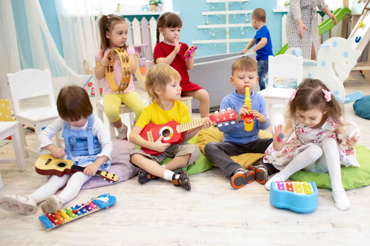 Zdjęcie Ile godzin w przedszkolu jest bezpłatnych? Sprawdź, co musisz wiedzieć