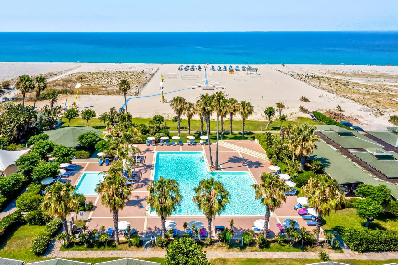 Zdjęcie Sycylia: Unikaj turystycznych pułapek. Idealny termin podróży, który zmieni twoje wakacje