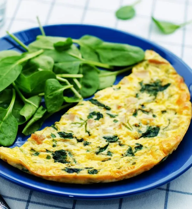 Zdjęcie Prosty przepis na fit omlet – lekki, sycący i bogaty w białko