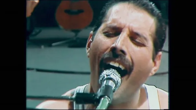 Zdjęcie Bohemian Rhapsody – Jak wygląda tekst po polsku? Pełne tłumaczenie