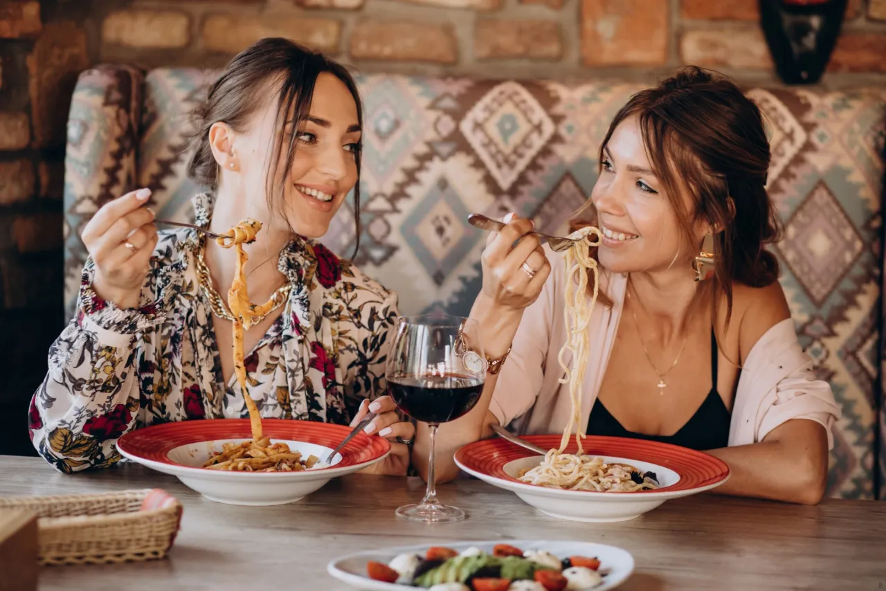 Zdjęcie Gdzie zjeść w Gnieźnie? Odkryj najlepsze restauracje i smaki