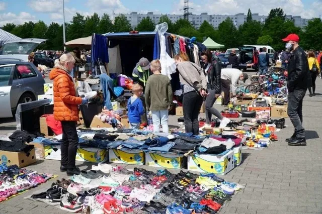 Zdjęcie Czy giełda w Poznaniu jest otwarta? Sprawdź godziny i dni!