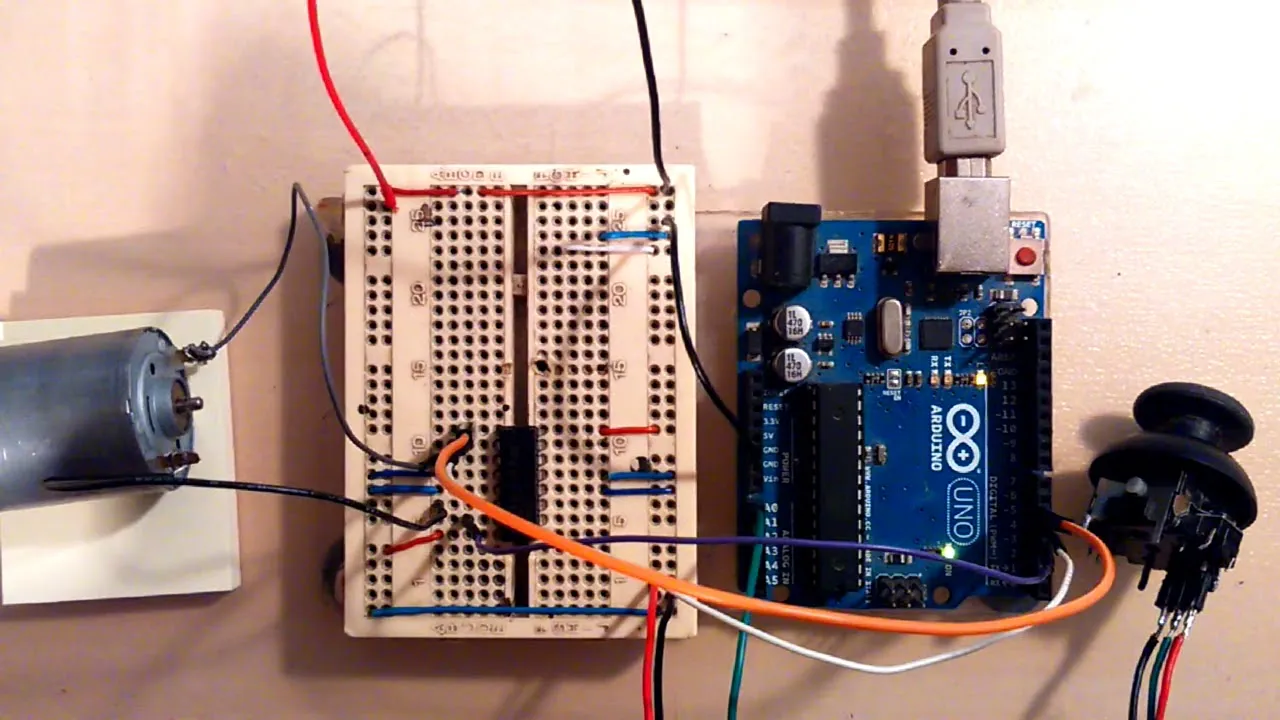 Zdjęcie DC Motor zu Arduino: Einfache Schritte für perfekte Steuerung