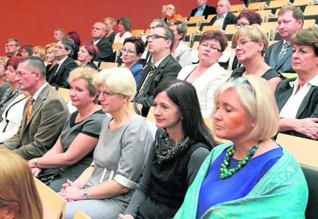 Zdjęcie Jak napisać wniosek o nagrodę kuratora oświaty - kluczowe wskazówki