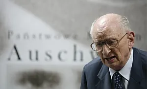 Zdjęcie Dlaczego Bartoszewskiego zwolniono z Auschwitz? Niezwykłe okoliczności