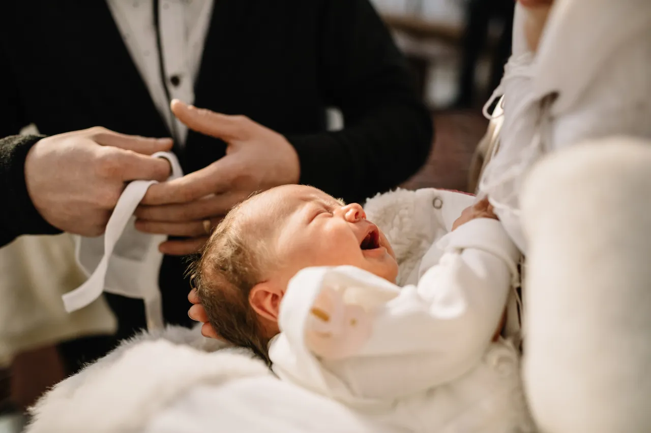 Zdjęcie Czy w adwencie można chrzcić dziecko? Przepisy i zwyczaje parafialne