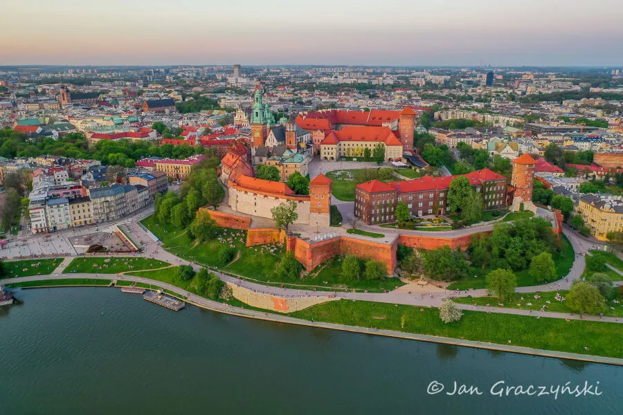 Zdjęcie KW Kraków - definicja i jak sprawdzić numer KW nieruchomości