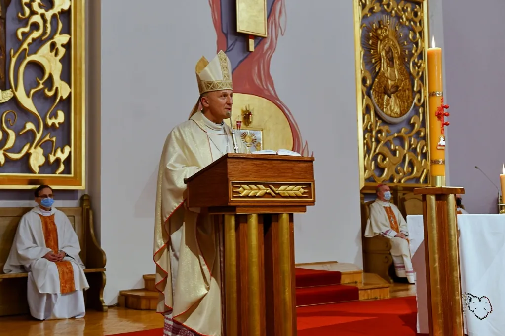 Zdjęcie Czego życzyć biskupowi? Najlepsze życzenia na ważne okazje