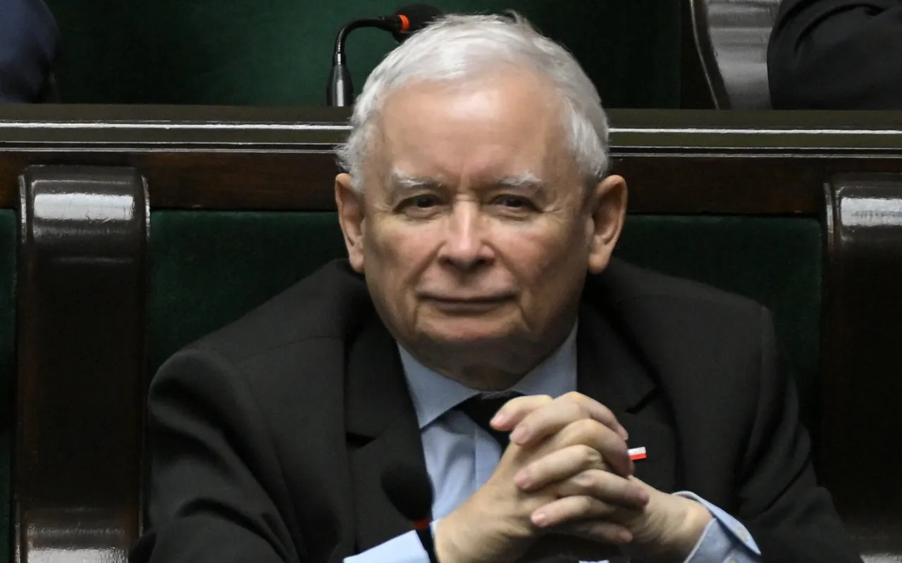 Zdjęcie Czy Jarosław Kaczyński jest posłem? Oto, co musisz wiedzieć
