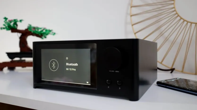 Zdjęcie Jak podłączyć telefon do amplitunera? Proste metody i porady
