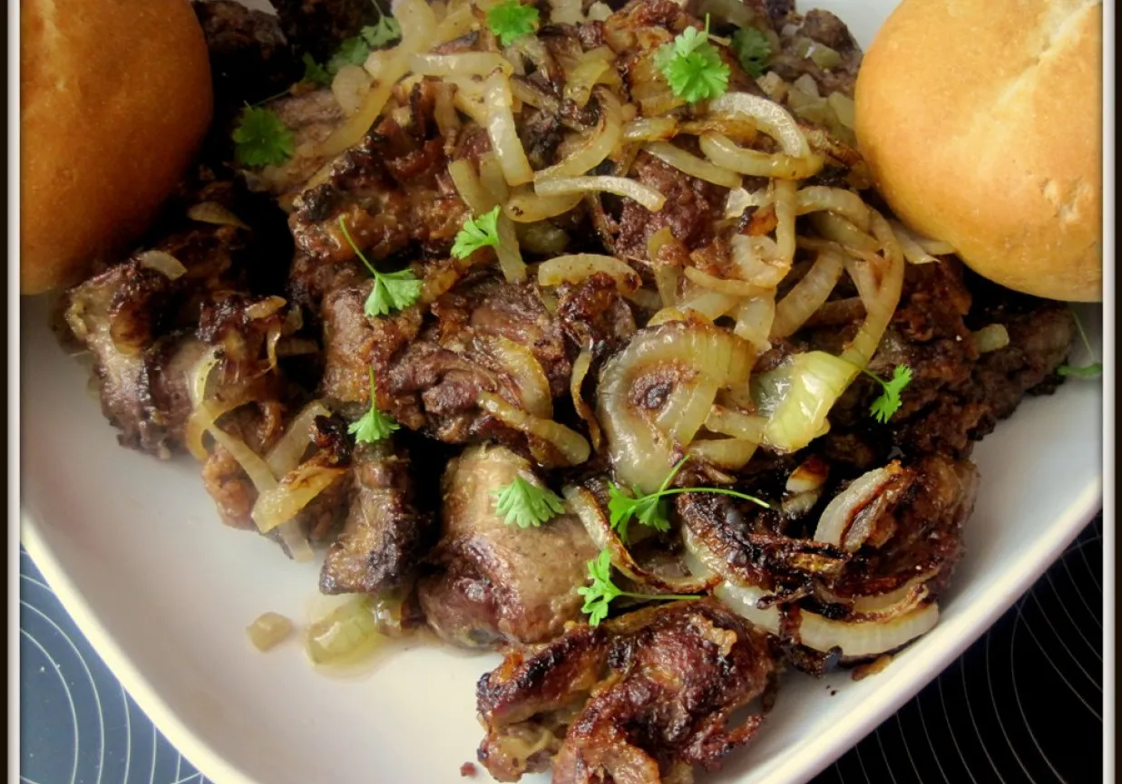 Zdjęcie Soczysta wątr&oacute;bka drobiowa: sekret idealnego smaku i przepisy