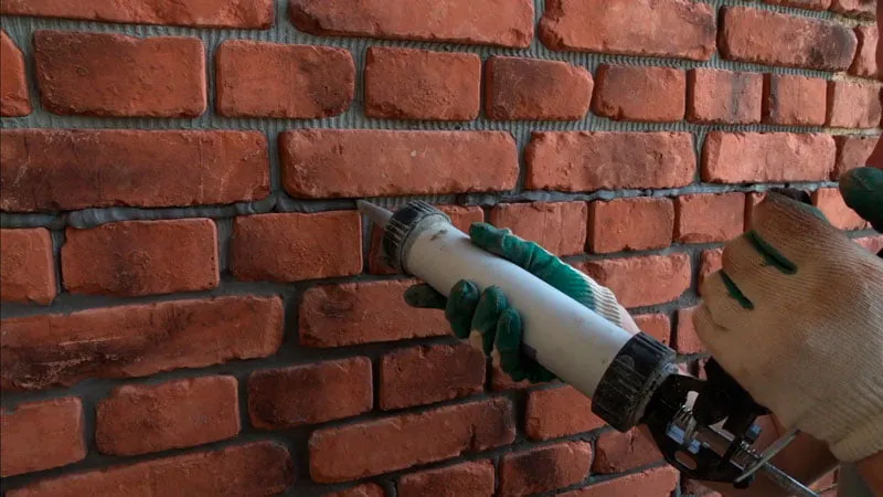 Zdjęcie Jak kłaść cegłę dekoracyjną - proste kroki do idealnego efektu