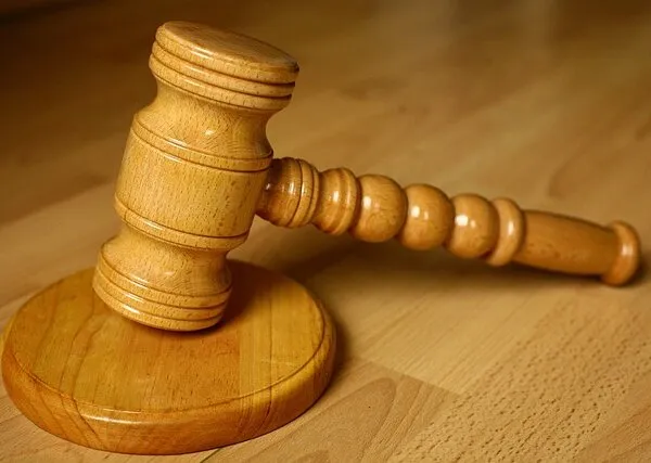 Zdjęcie Adwokat z urzędu: Skuteczny? Poznaj fakty i swoje prawa!