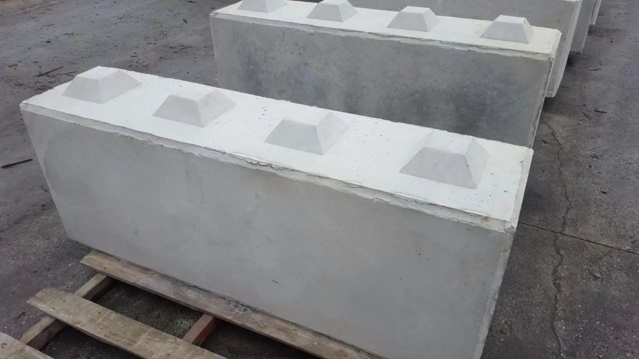 Zdjęcie Klocki betonowe odgromowe: Klucz do skutecznej ochrony budynków