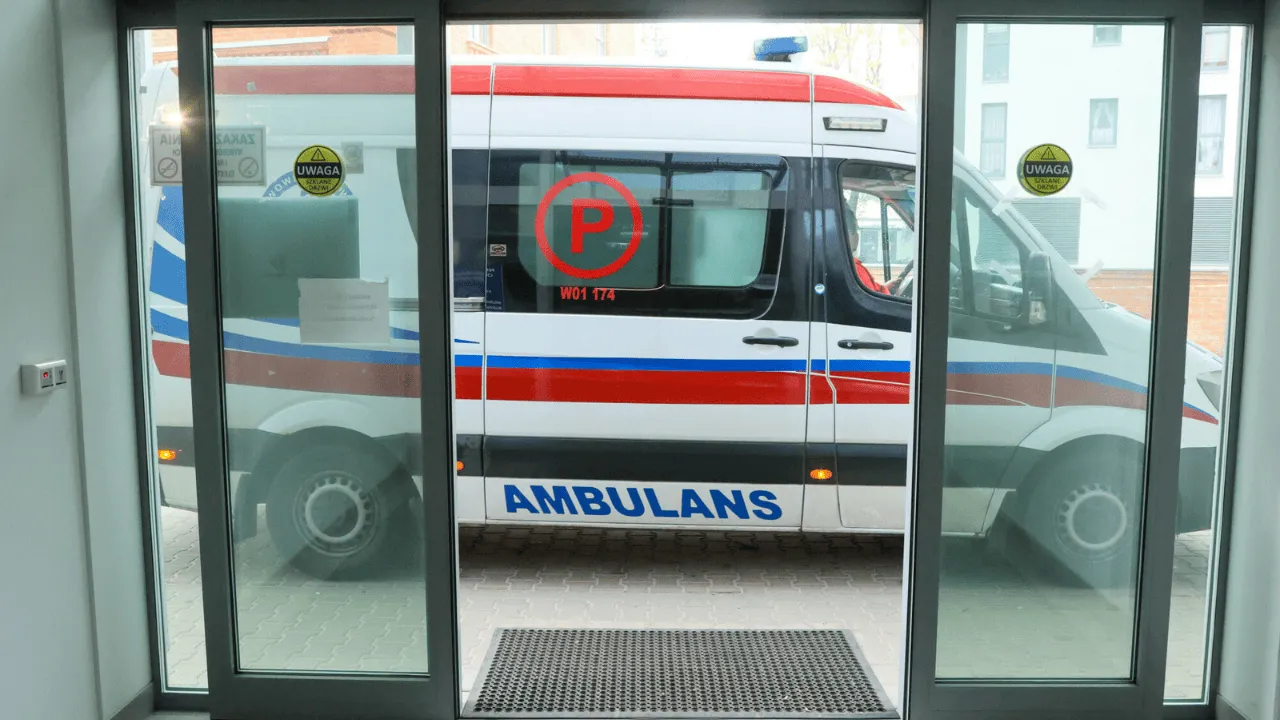 Zdjęcie Transport medyczny NFZ: Jak uzyskać? Przewodnik krok po kroku