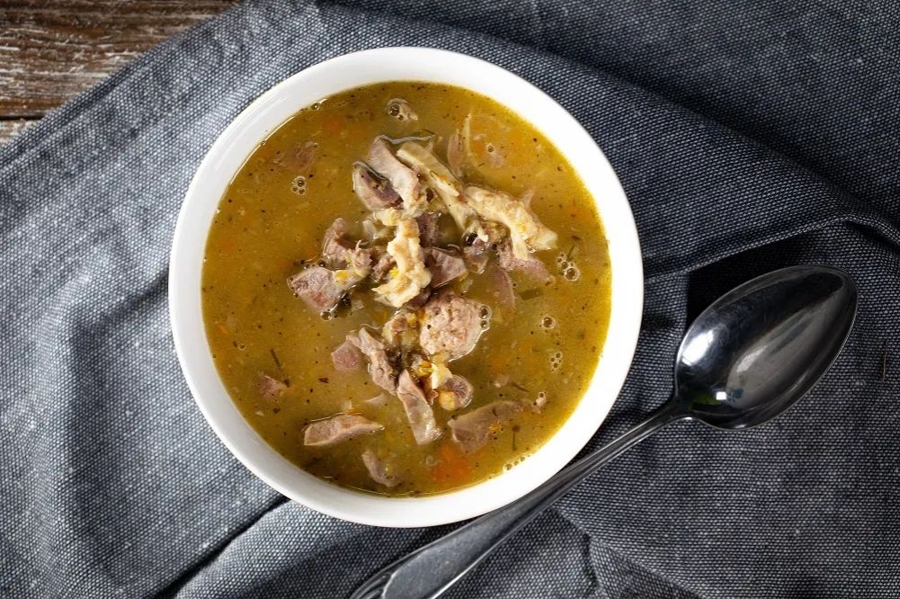 Zdjęcie Gulasz z żołądków drobiowych - bardzo dobry przepis na obiad, który zaskoczy