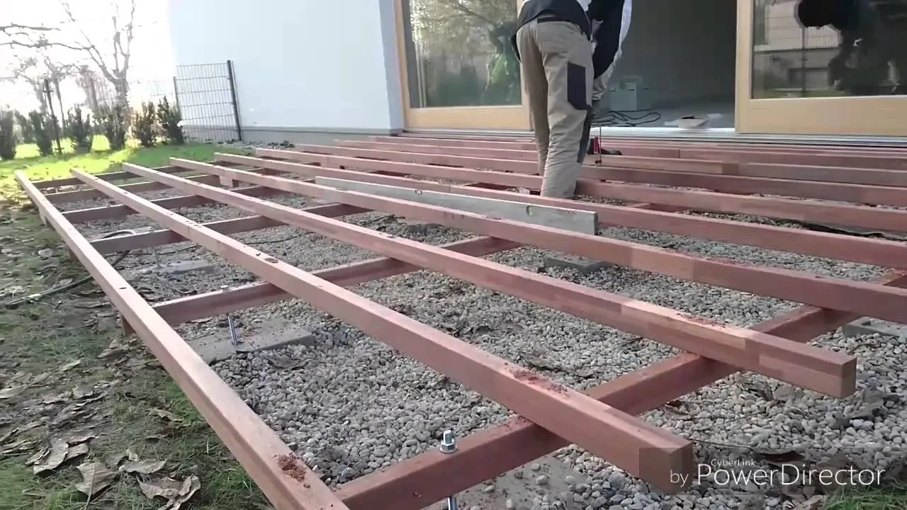 Zdjęcie Jak przygotować taras pod deski kompozytowe: 10 kluczowych kroków