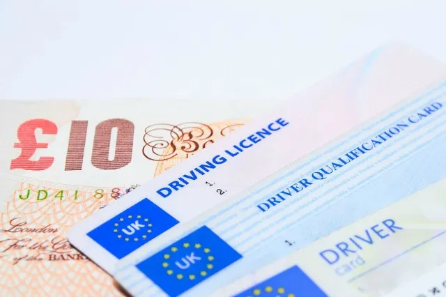 Zdjęcie Czy można wziąć chwilówkę bez dowodu? Odkryj ryzyko i ograniczenia