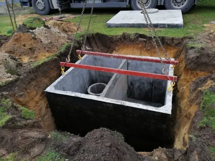 Zdjęcie Koszt montażu szamba: ile wynosi budowa zbiornika i instalacja w 2025