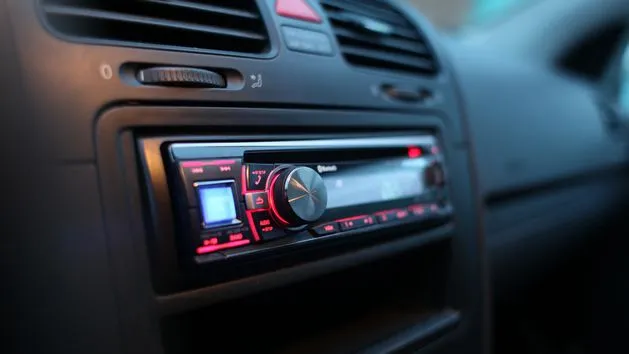 Zdjęcie Jak ustawić bluetooth w samochodzie i uniknąć problemów z połączeniem