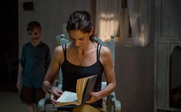 Zdjęcie The Other Side of the Door: Horror o matczynej winie i duchach