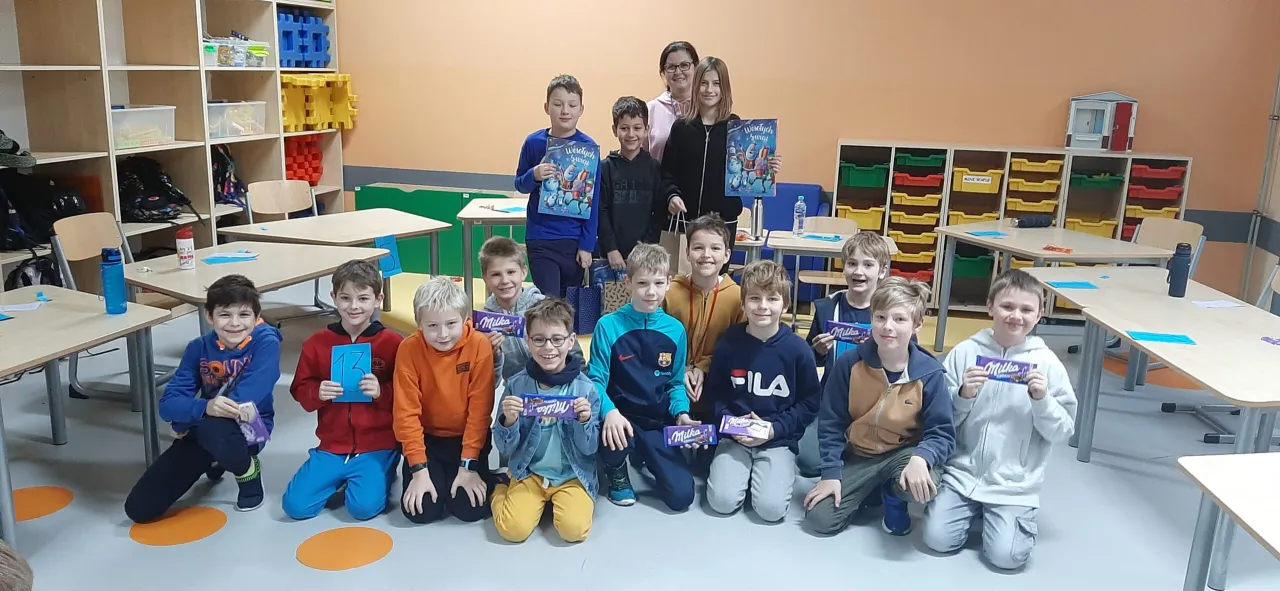 Zdjęcie Społeczna Szkoła Podstawowa Integracyjna nr 100 Warszawa – wszystko, co musisz wiedzieć