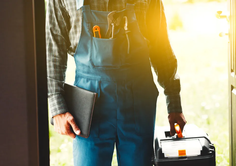 Zdjęcie Gdzie pracuje hydraulik? Odkryj miejsca zatrudnienia i możliwości pracy
