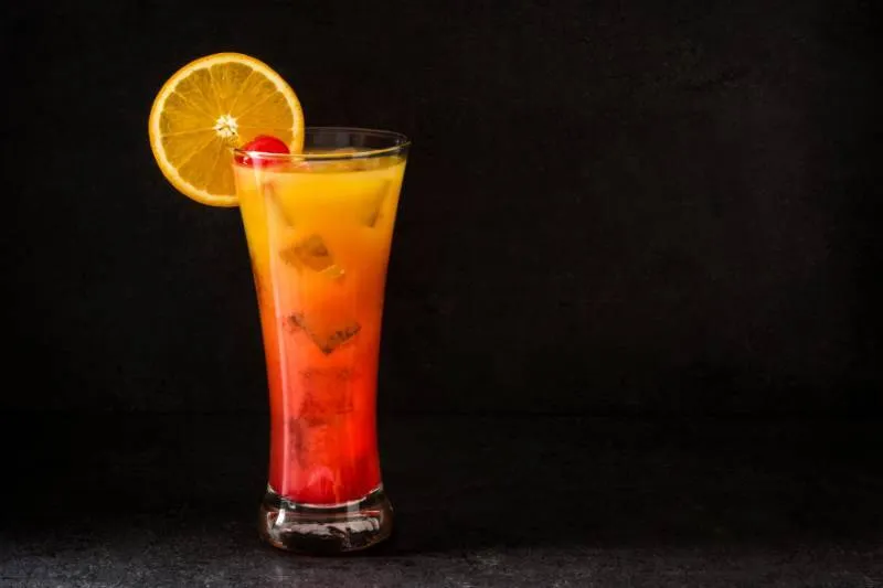 Zdjęcie Jakie drinki z wódką są najpopularniejsze? Sprawdź te przepisy!