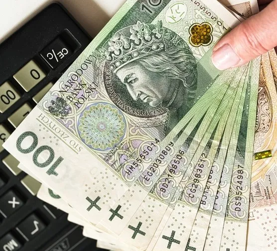 Zdjęcie Renta na kręgosłup ile wynosi? Sprawdź, co musisz wiedzieć o wysokości renty