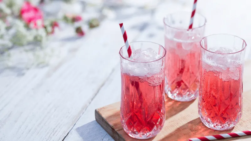 Zdjęcie Najlepsze drinki z prosecco i wódką, które zachwycą Twoich gości