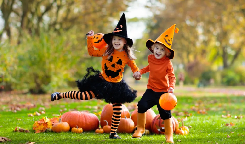 Zdjęcie Jak zrobić strój dyni dla dziecka - proste kroki i pomysły na Halloween