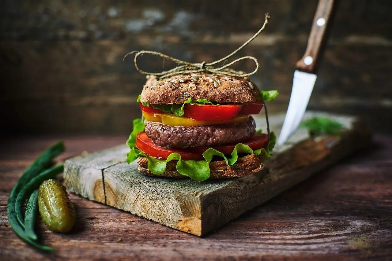 Zdjęcie Idealne przyprawy do burgerów: sekretne triki na wyjątkowy smak wołowiny