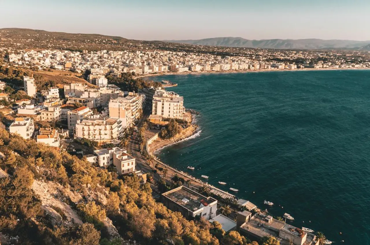 Zdjęcie Jakie morza są w Grecji? Poznaj ich piękno i atrakcje turystyczne