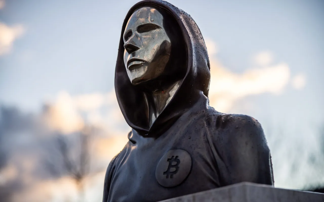 Zdjęcie Kto wymyślił kryptowaluty? Odkryj tajemnice Satoshi Nakamoto