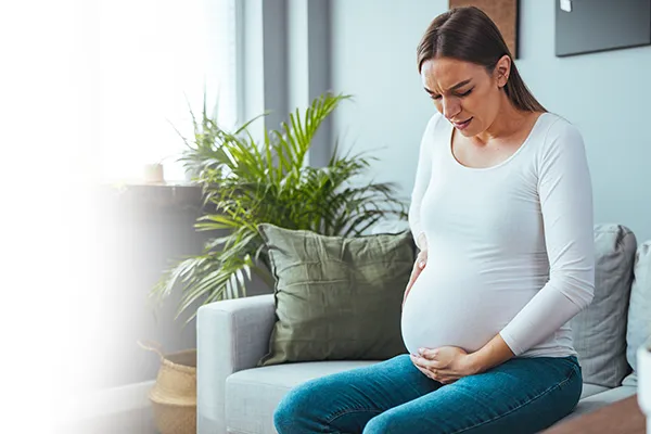 Zdjęcie Bóle przepowiadające poród: jak je rozpoznać i co oznaczają dla ciebie