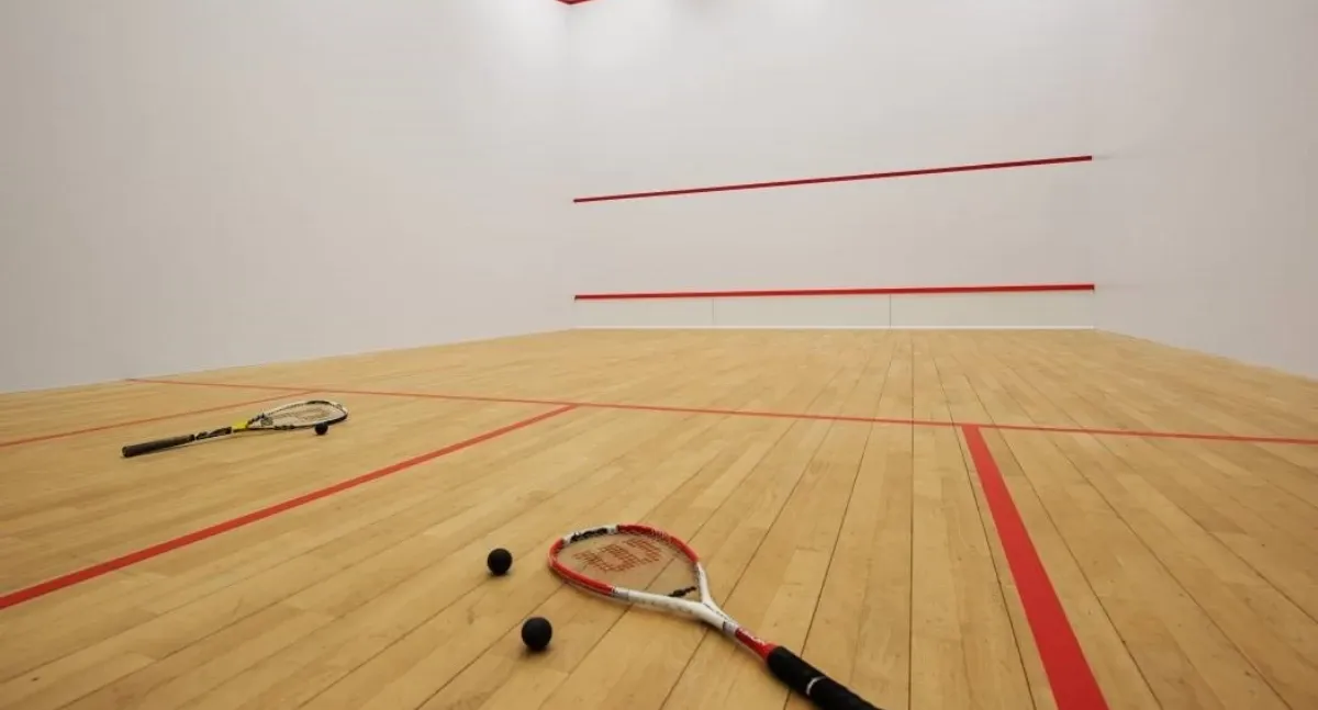 Zdjęcie Gdzie grać w squash w Łowiczu? Kluby i możliwości dla początkujących