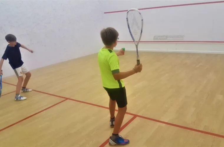 Zdjęcie Gdzie grać w squash w Tarnowskich Górach? Sprawdź najlepsze miejsca