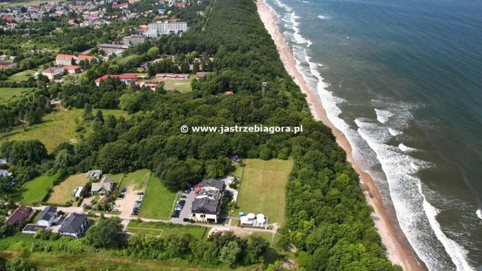 Zdjęcie Jastrzębia Góra czy warto jechać? Odkryj ukryte skarby tej miejscowości