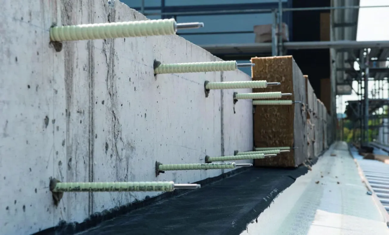 Zdjęcie Kotwa do muru: Jak wybrać i zamontować? Poradnik krok po kroku