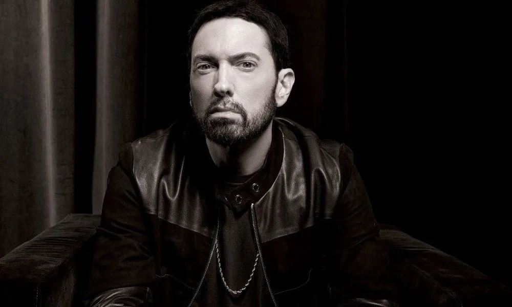 Zdjęcie Eminem ile lat? Odkryj, jak wiek wpływa na jego karierę