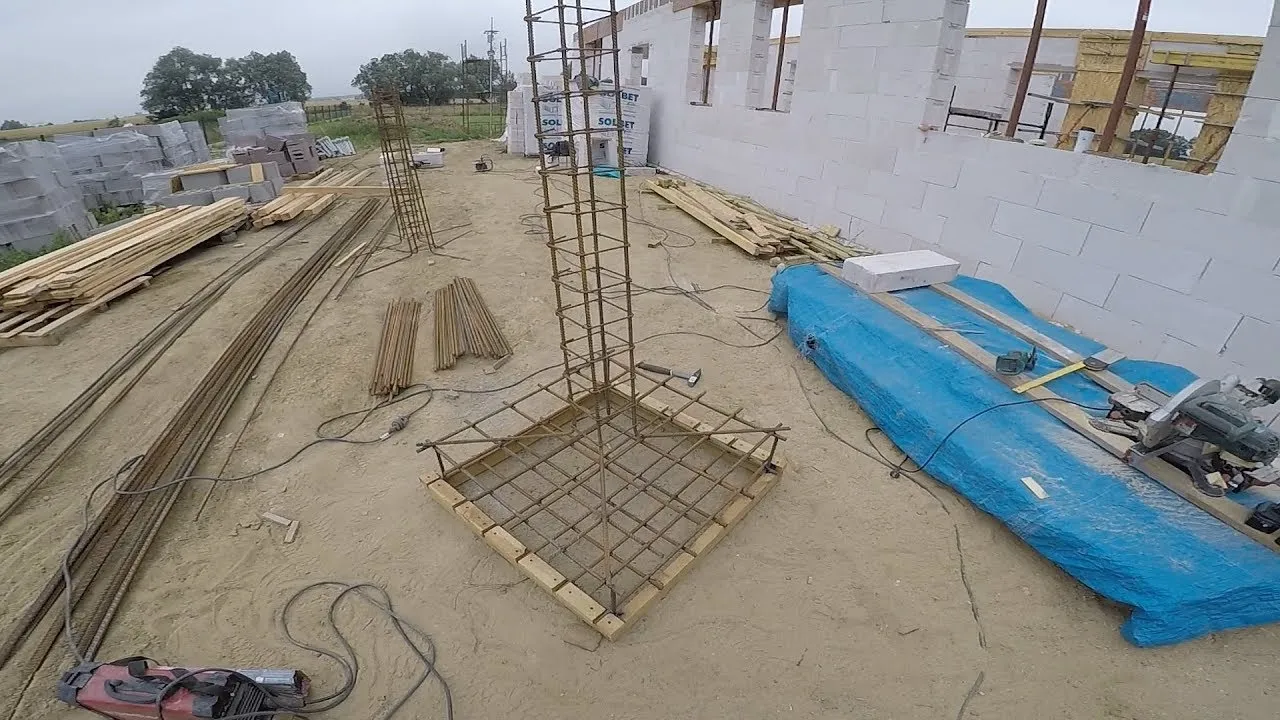 Zdjęcie Zbrojenie stopy fundamentowej: kluczowe informacje i najlepsze praktyki