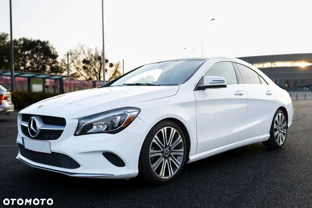 Zdjęcie Mercedes CLA 250 4Matic - sprawdź jego wyjątkowe cechy i ceny